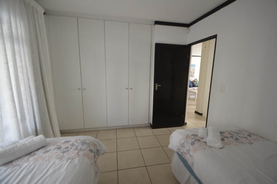 To Let 2 Bedroom Property for Rent in Bowtie Western Cape